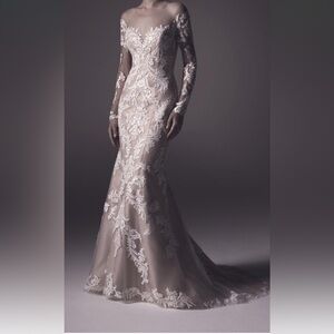 Casablanca wedding dress and veil